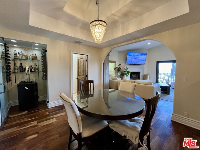 Foto del edificio - 5302 Medina Rd