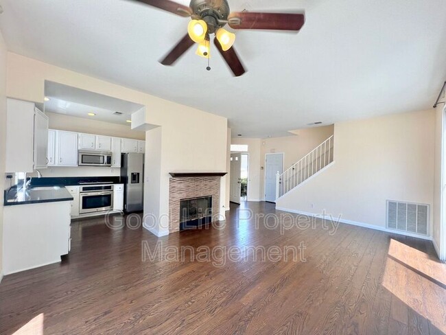 Foto del edificio - 8590 New Salem St