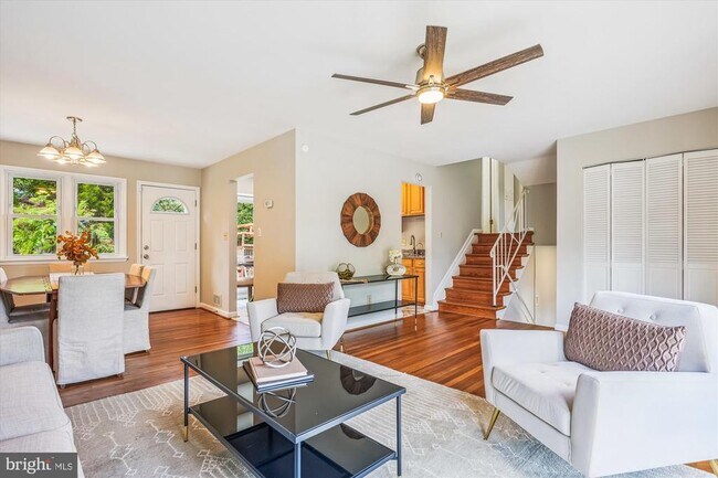 Building Photo - 4500 Picot Rd