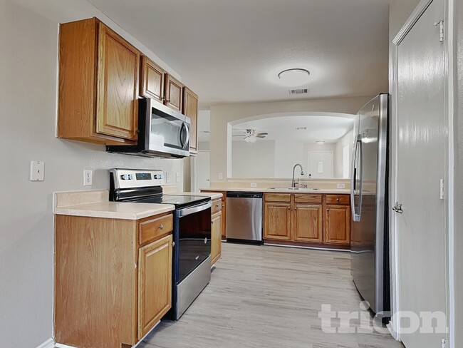 Building Photo - 12529 Sky Harbor Dr