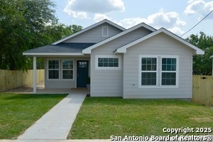 Building Photo - 812 Uvalde St