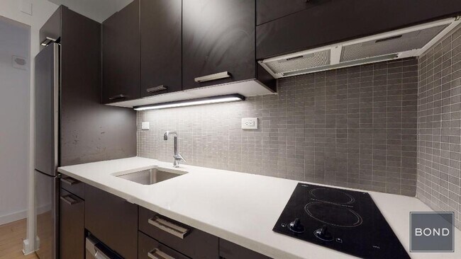 Foto del edificio - 222 E 39th St