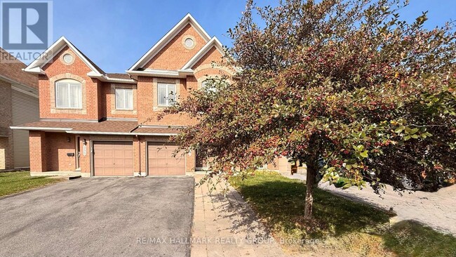 Building Photo - 261 Monaco Pl