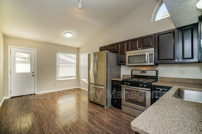 Building Photo - 1492 Meadowlark Ln
