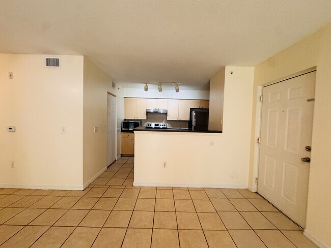Foto del edificio - 4271 San Marino Blvd