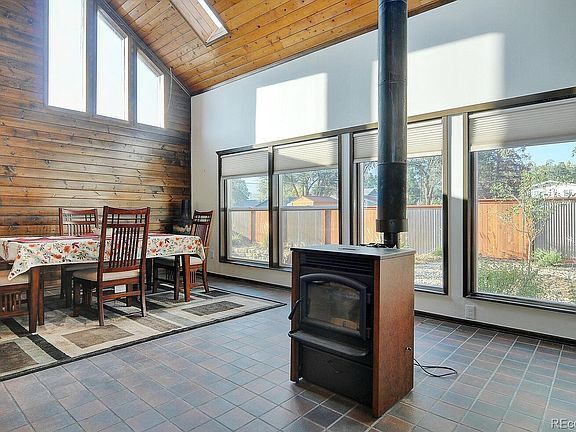 Open Floor Plan - 1405 H St