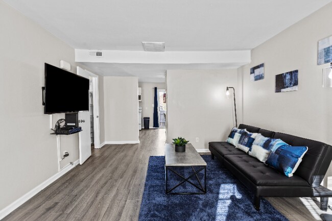 Building Photo - 100 Mosby Cir