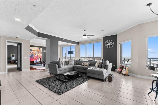 Foto del edificio - 1209 E Cumberland Ave