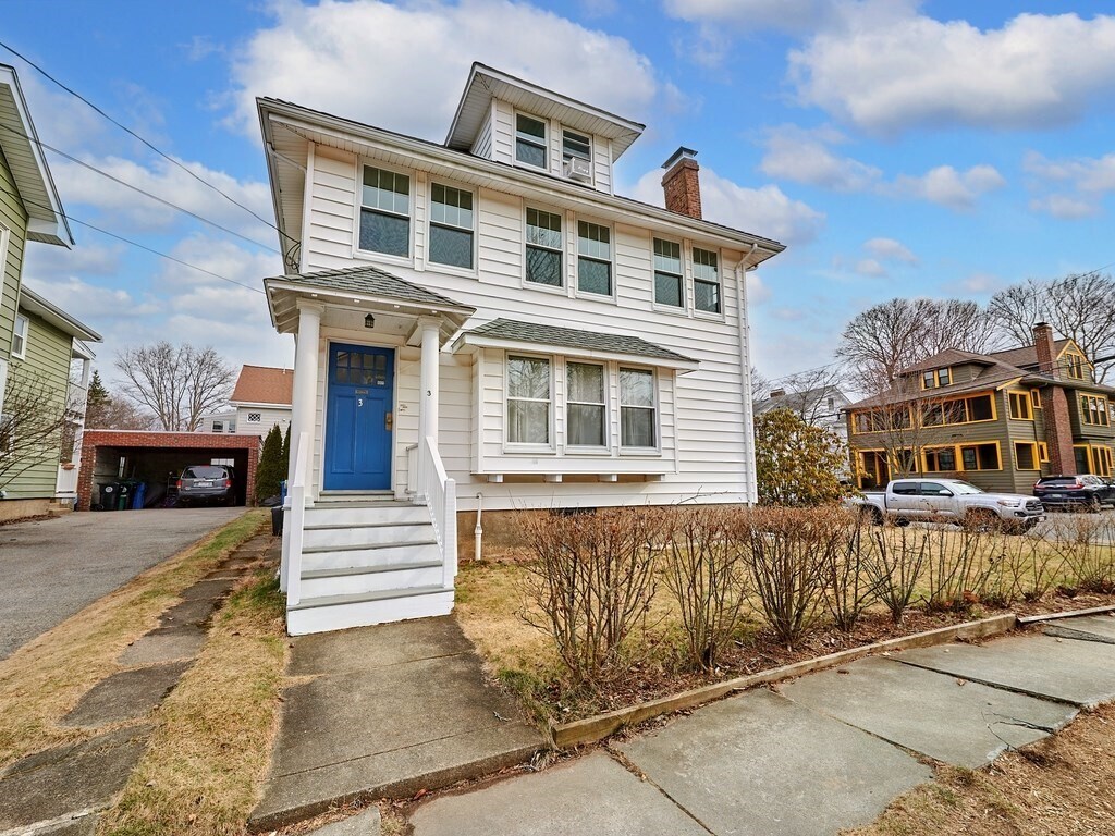 3 Carleton Rd Unit 2, Belmont, MA 02478 Room for Rent in Belmont, MA