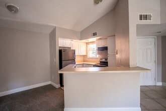 Building Photo - 4548 Commander Dr