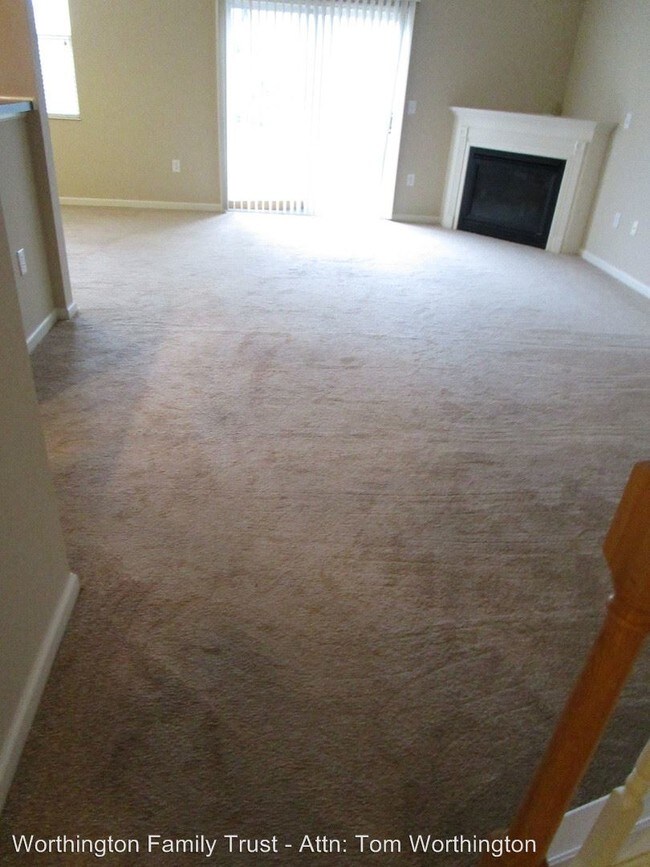 Building Photo - 3 br, 2.5 bath House - 13951 Meadow Grass Way