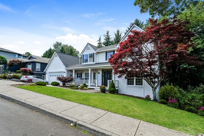 Foto del edificio - 3 Bed 2.5 Bth Upper Floor Unit + A/C + Fireplace + Large Deck
