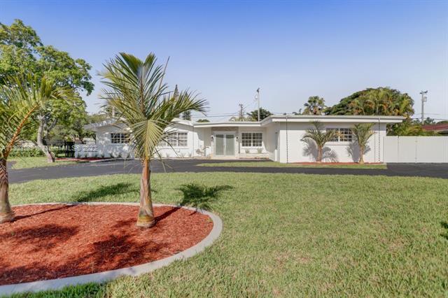 Building Photo - 12940 SW 82nd Pl