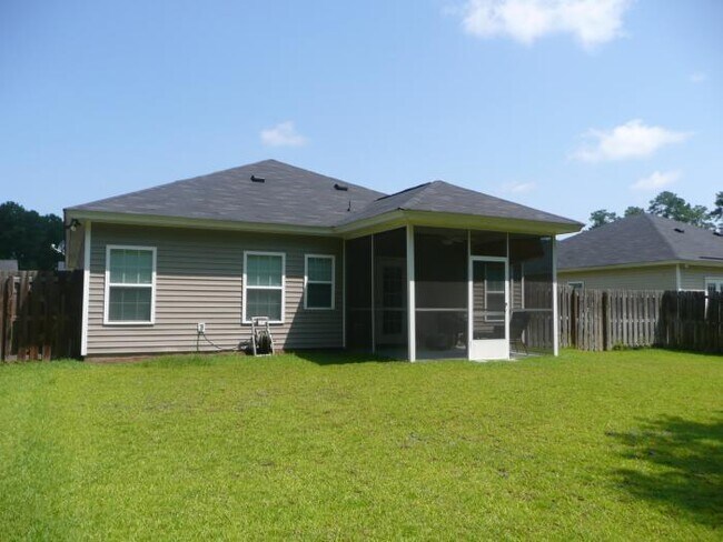 Foto del edificio - 758 E Bristol Way