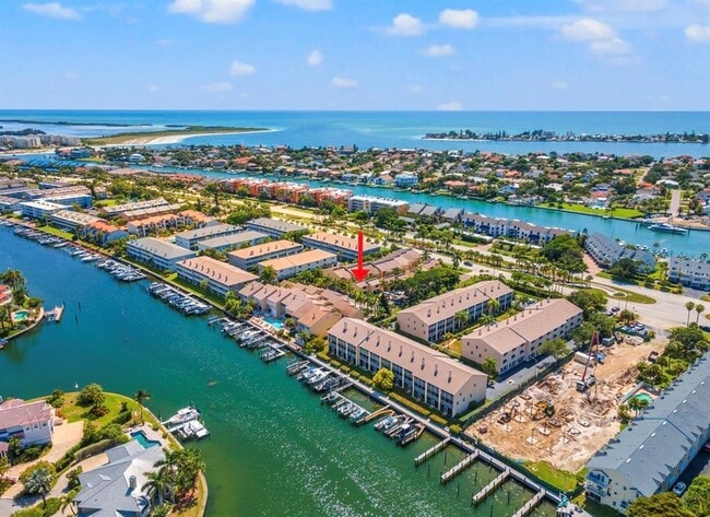 Building Photo - 487 Pinellas Bayway S