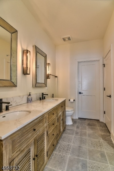 Building Photo - 204 Aspen Dr