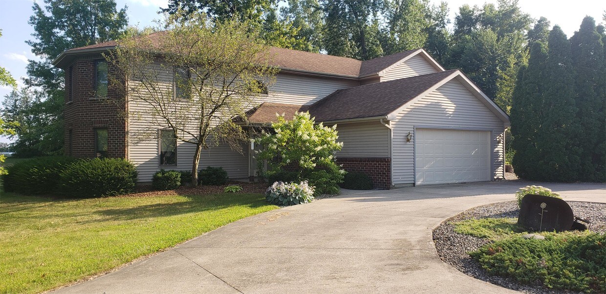 16103 Boger Rd Spencerville, IN 46788 Alquileres en Spencerville, IN