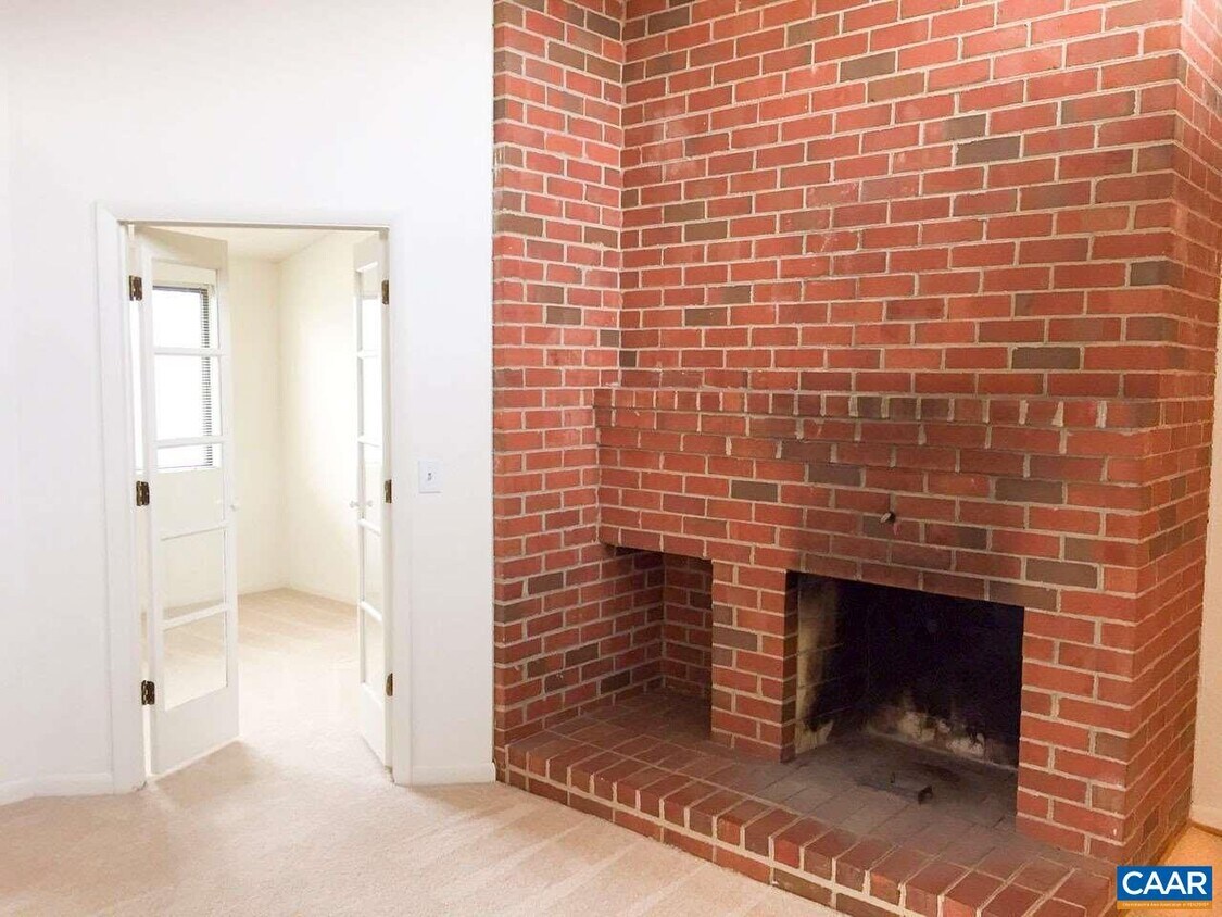 Foto principal - 102 Turtle Creek Rd
