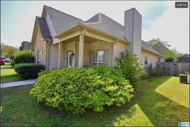 Foto del edificio - 974 Savannah Ln