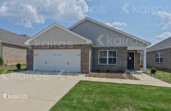 Building Photo - 131 Denise Dr Building Photo - 131 Denise Dr