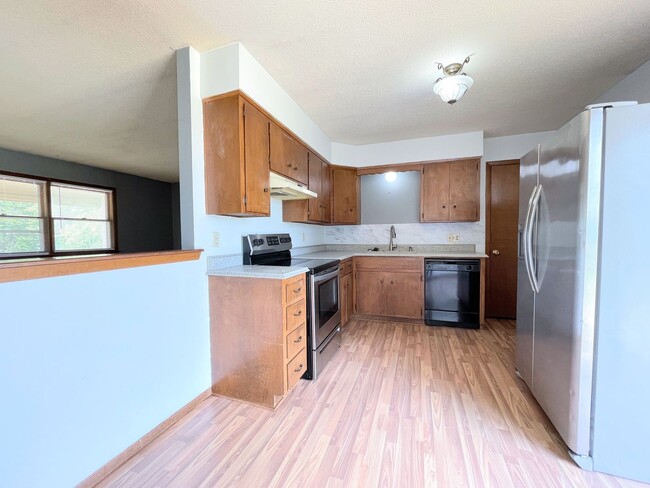 Foto del edificio - 3 Bedroom 2 Bath Home in Newton