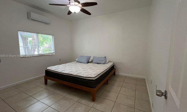 Foto del edificio - 113 NW 35th St