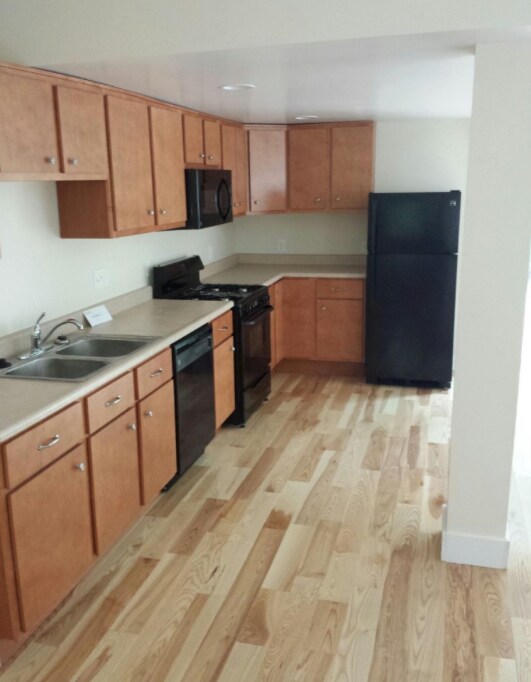 Building Photo - 2604 Eden Ave