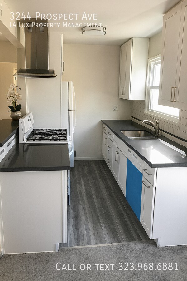 Foto del edificio - 3244 Prospect Ave