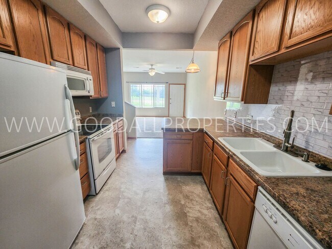 Foto del edificio - 8601 Westown Pkwy