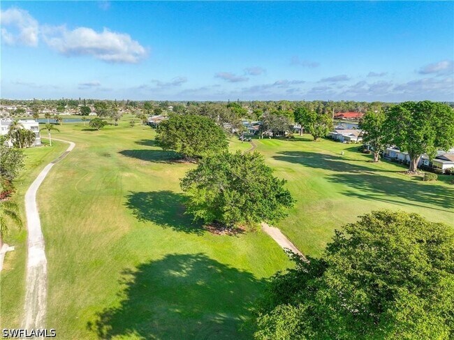 Building Photo - 3195 Boca Ciega Dr