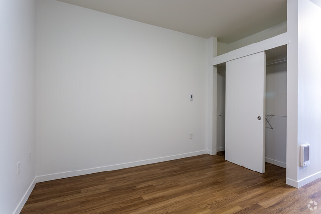 Estudio, 1BA - 431 ft² - Division Street Lofts