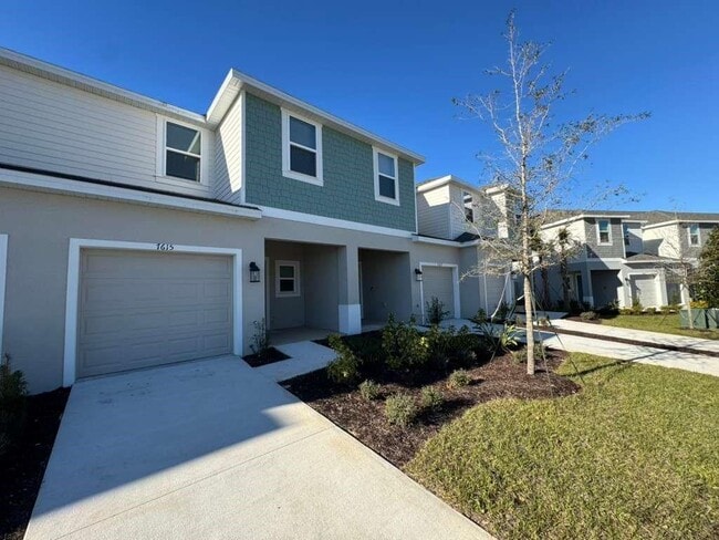 Foto del edificio - 7615 WATERSCAPE Dr