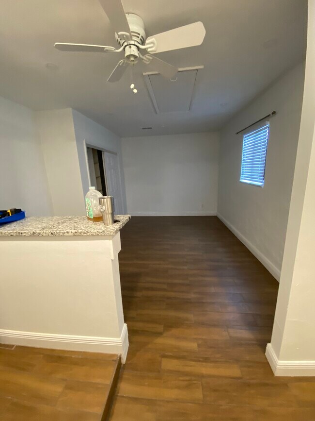 Foto del edificio - 7354 Jonas Rd