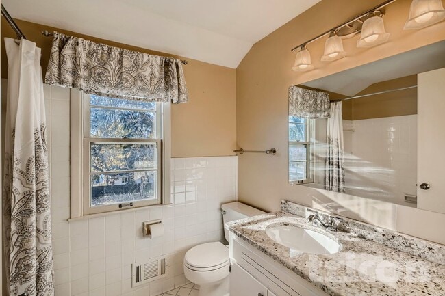 Building Photo - 13408 Colfax Ave S