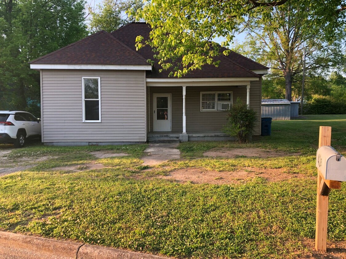 Primary Photo - 43 B Street SW