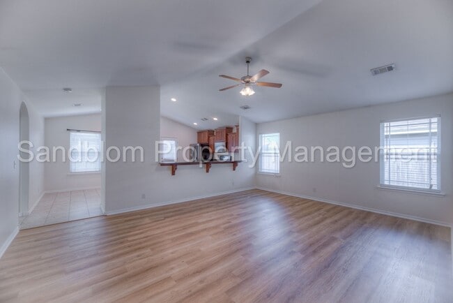 Building Photo - FOR LEASE | Jenks | Available Now!