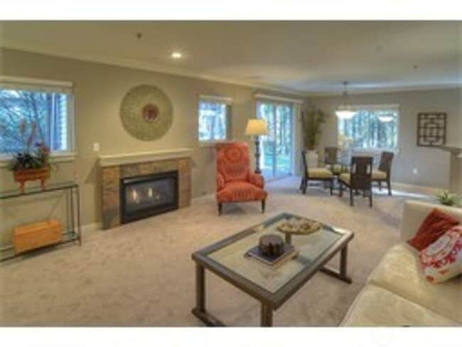 Building Photo - 3Bd/2Bd Issaquah Condo