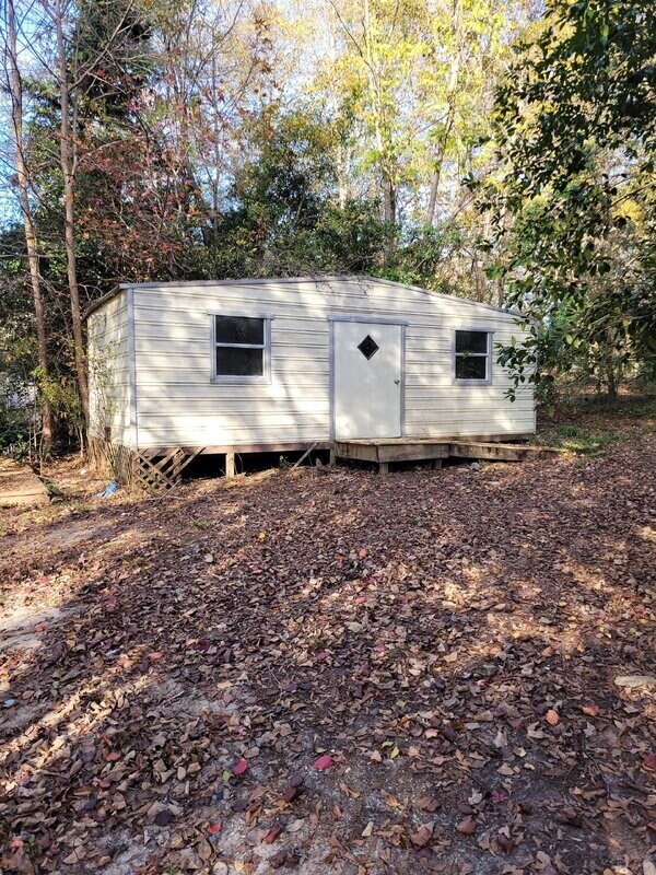 Building Photo - 4555 Ayers Rd