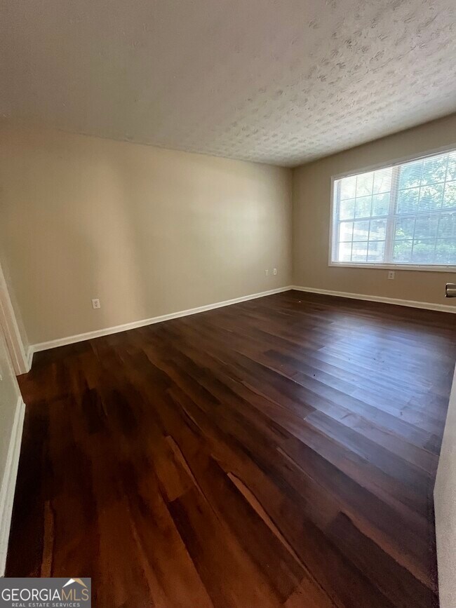 Foto del edificio - 1666 Northridge Dr