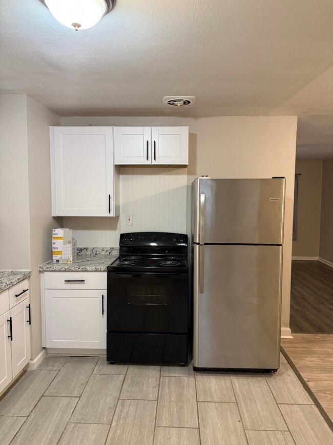 Foto del edificio - 4114 Blue Spring Rd NW