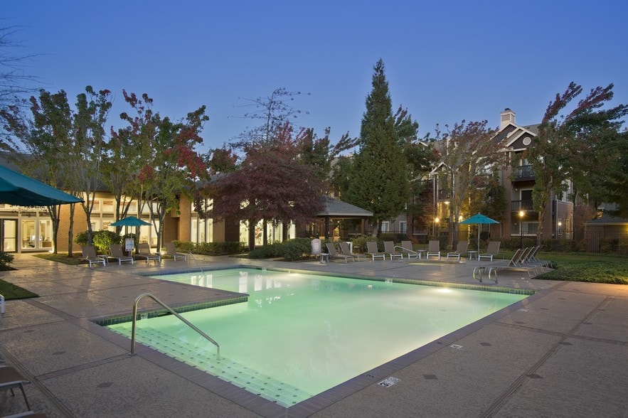 Cortland Village Apartments Rentals Hillsboro, OR