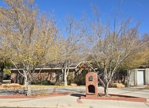 Building Photo - 6 Sunnygrove Dr