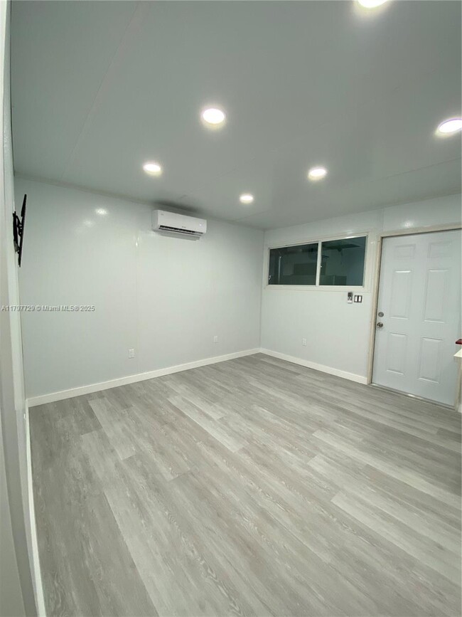 Building Photo - 18555 SW 295th Terrace