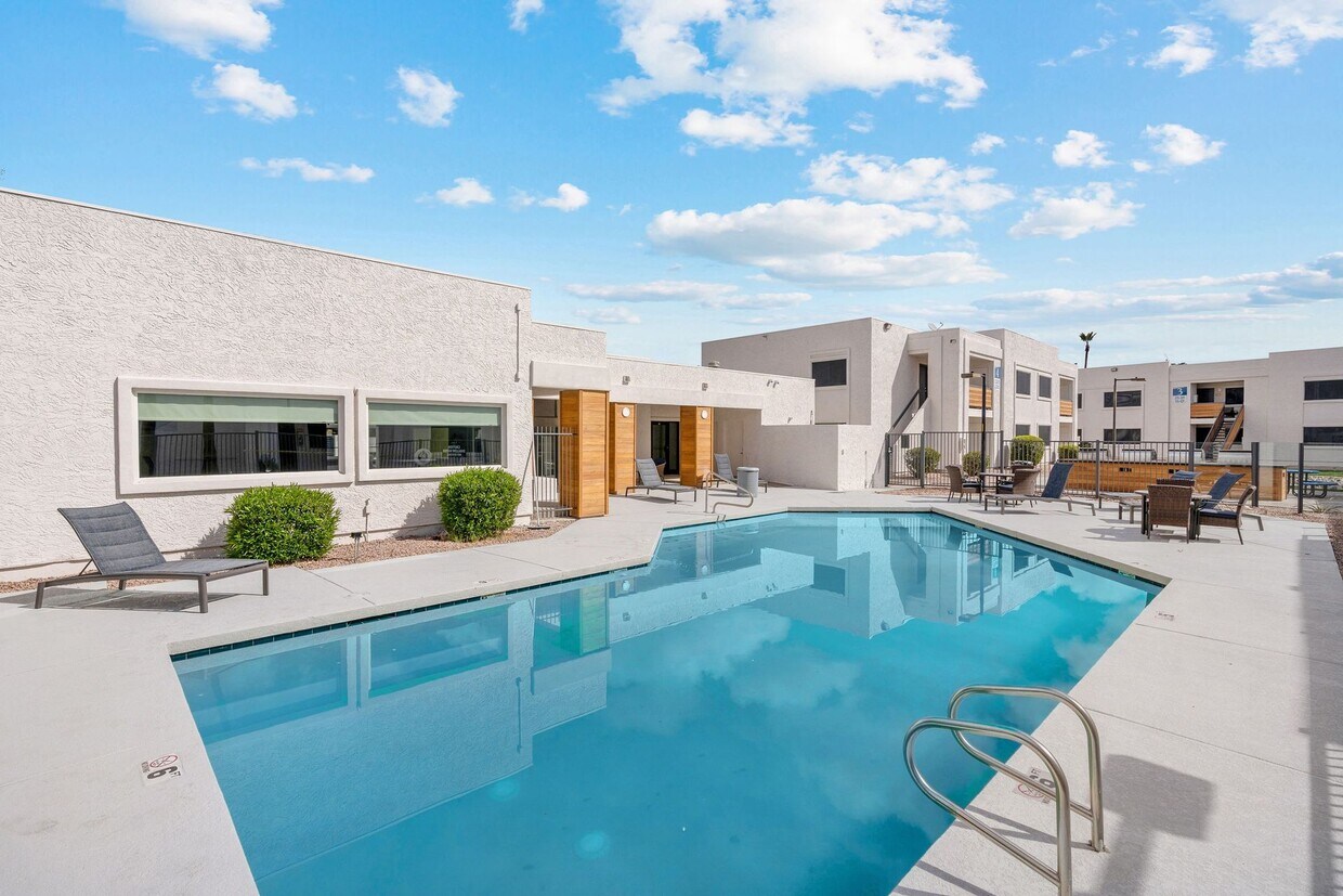 Tides on 59th Apartments at 8546 N 59th Ave Glendale, AZ