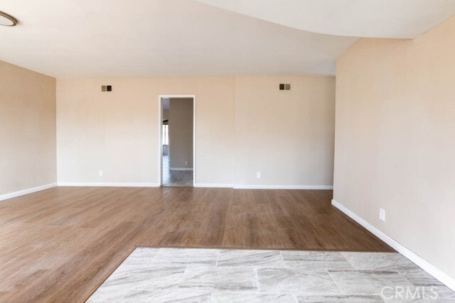 Foto del edificio - 3711 W 110th St