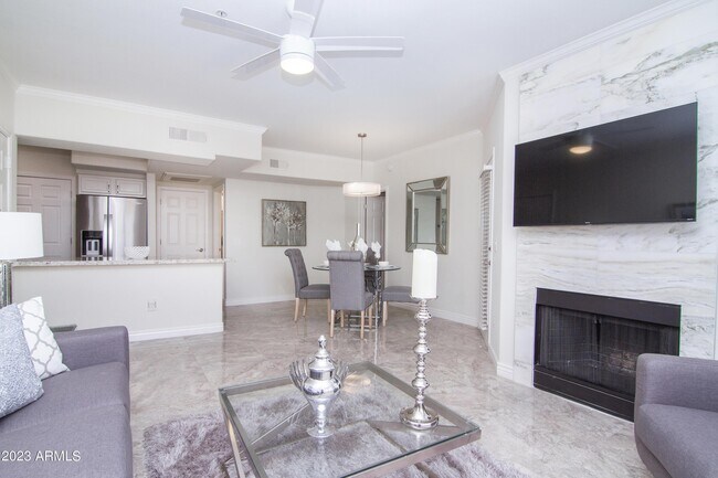 Building Photo - 15095 N Thompson Peak Pkwy