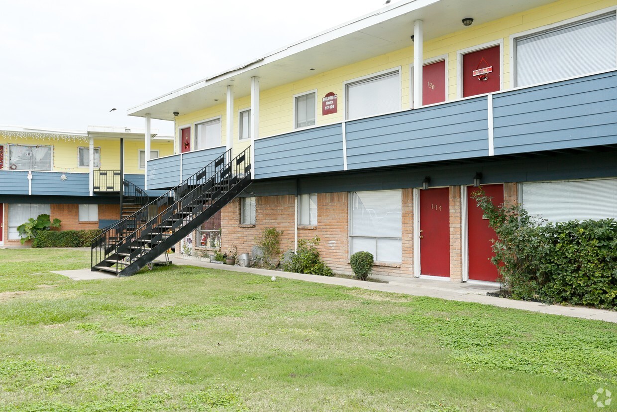 Building Photo - Glenview Apartments