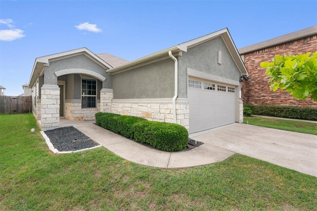 Foto del edificio - 15903 Serene Fleming Trace