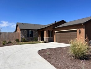 Building Photo - 3922 W Nellis Ave