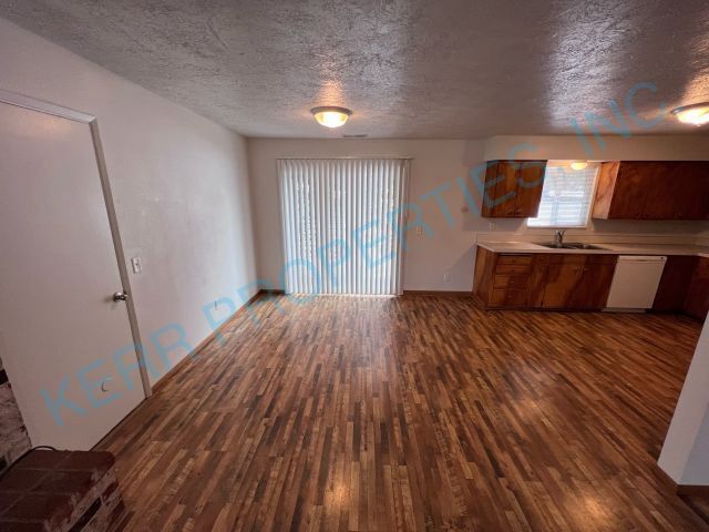 Building Photo - RURAL! 4 Bd / 1.5 Bth - Electric Fireplace...